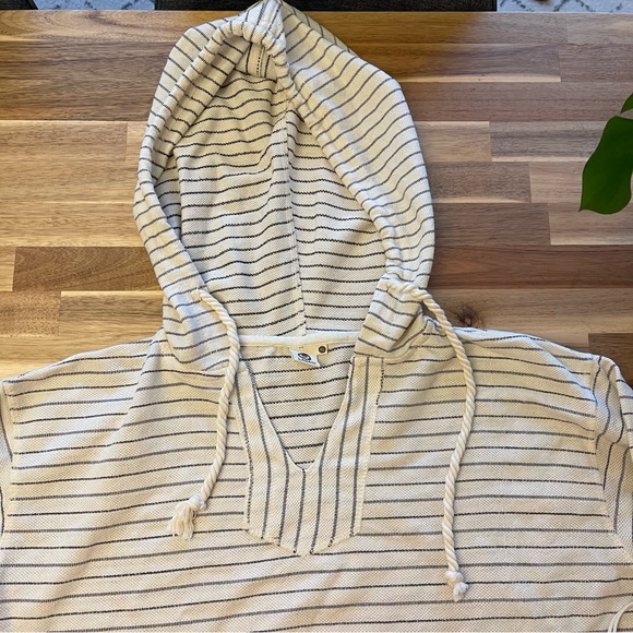 French Terry Striped Hoodie & Short Set - Picture 5 of 5